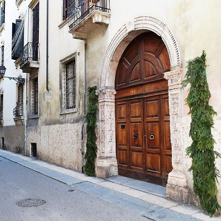 Palazzo Duomo Verona Exterior foto