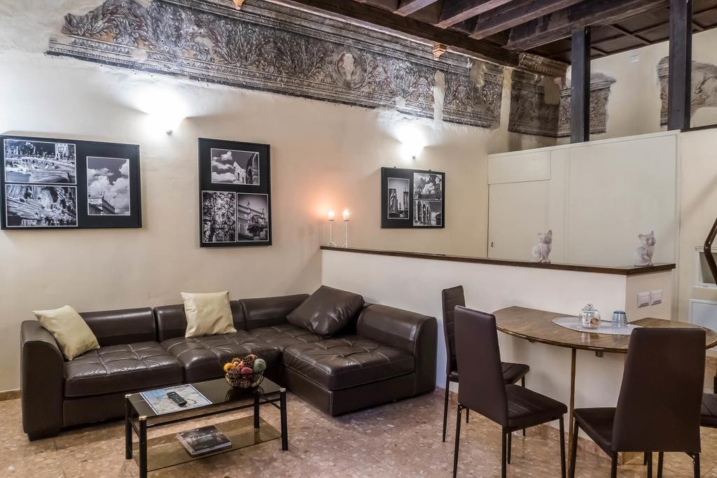 Residence Casanova Duomo Verona Exterior foto